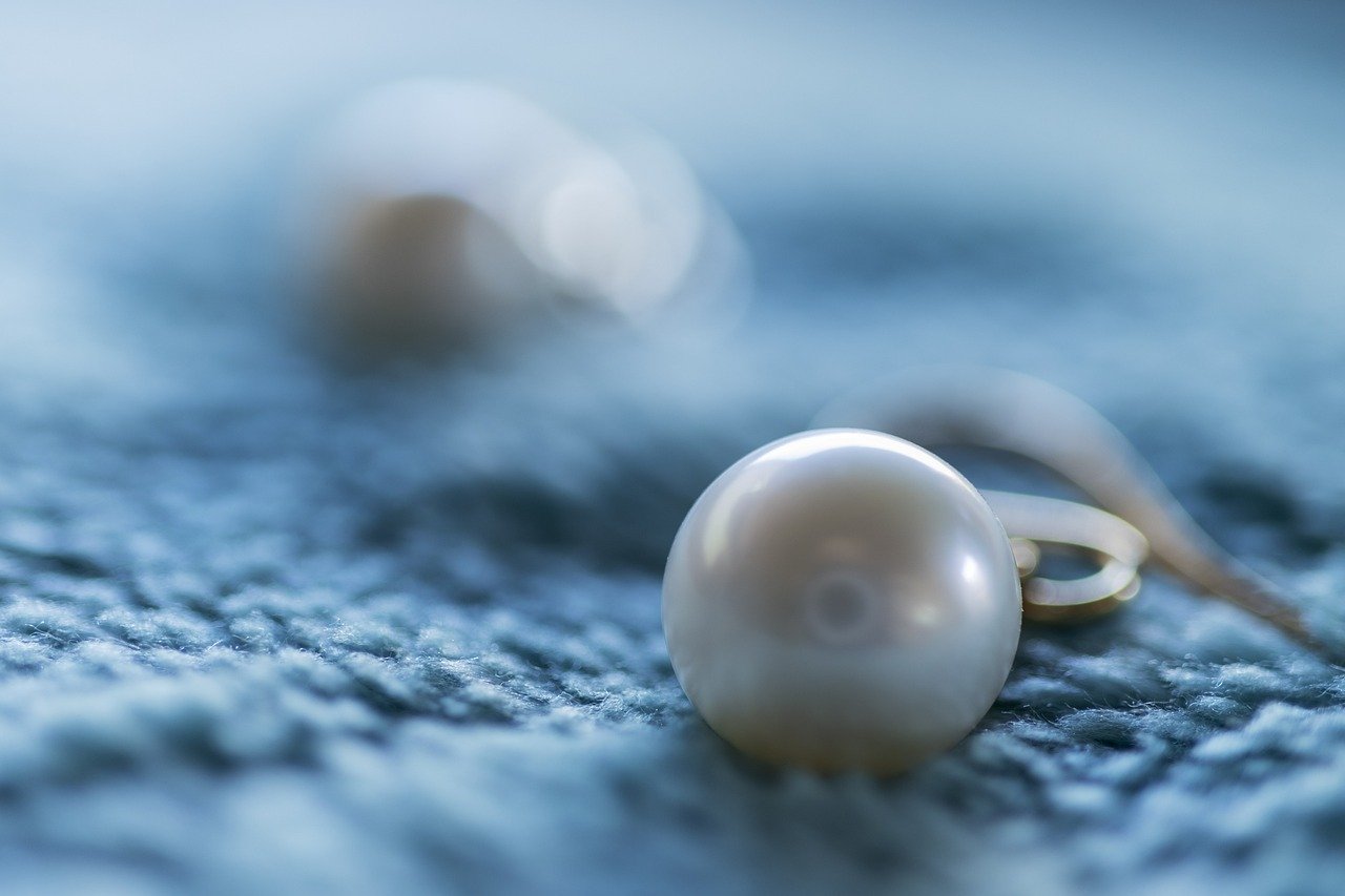 Do Pearls Lose Their Luster If Not Worn?