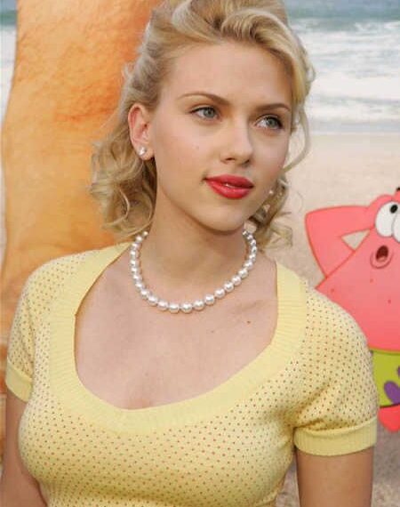 Scarlett Johansson With Pearl Necklace